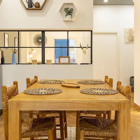 La Peregrina アパート *